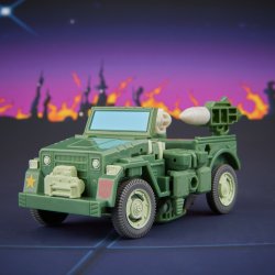 TF STUDIO SERIES MTMTE COLLECTION THE TF THE MOVIE DELUXE CLASS AUTOBOT HOUND 7.jpg