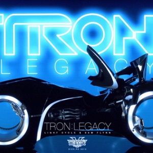 Hot Toy TRON Legacy Lightcycle