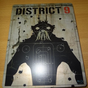 District 9 German Steelbook Front