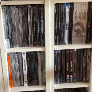COLLECTION UP CLOSE 1