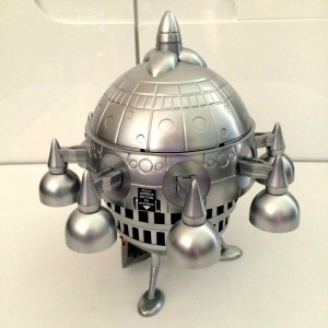E.T. Spaceship Edition with digibook