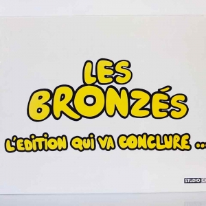 Les Bronzés