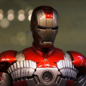 IRON MAN MARK V