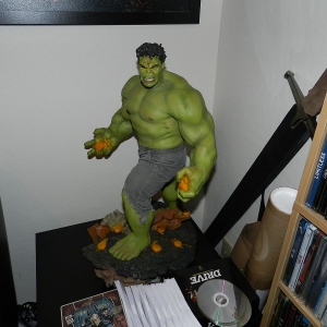 Hulk Bring Candy