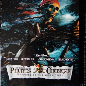 Pirates of the Carribbean: The Curse of the Black Pearl - Future Shop Exclusive Steelbook