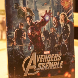Avengers Assemble Zavvi UK Lenticular Magnet Edition - Front Cover