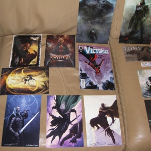 Some smal art prints of Drizzt and others.