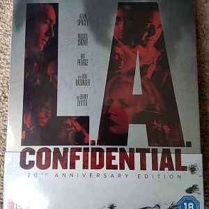 L.A. Confidential - Zavvi - Front