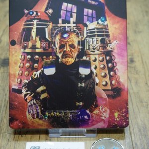 DoctorWho_4_unsealed_backart.jpg