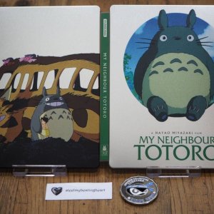 Totoro_zavvi_open_steelbook.jpg