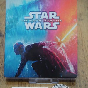 StarWars_IX_zavvi - frontartwork.jpg