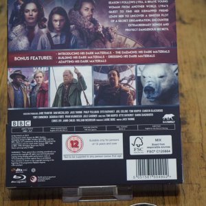 HisDarkMaterials_zavvi_jcard.jpg