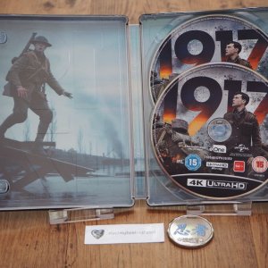1917_zavvi_inside.jpg