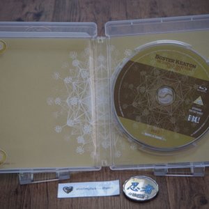 BusterKeaton_ShortFilms_Eureka_amaray2_inside.jpg
