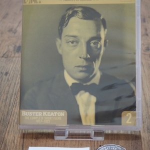 BusterKeaton_ShortFilms_Eureka_amaray2_front.jpg