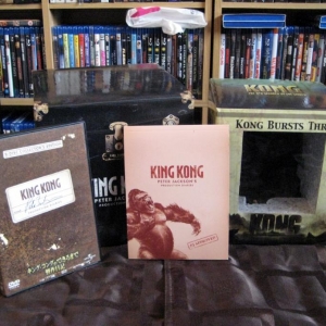 The contents of the Japanese version of King Kong: Peter Jackson's Production Diaries.