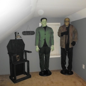 Full size Jason and Frankenstein animatronic props..and a electric chair I made :)