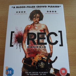 [Rec] 3 Genesis UK Embossed Slipcover