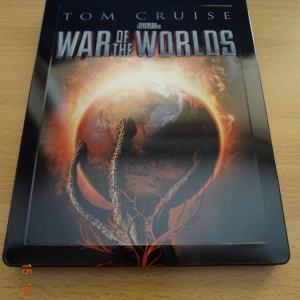 War Of The Worlds Play.com Exclusive Embossed Steelbook Front