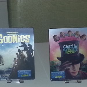 Goonies & Charlie and the Chocolate Factory 
Steelbooks Japan