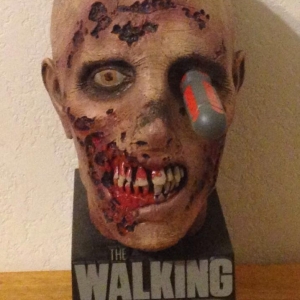 Walking Dead Season 2 Zombie head