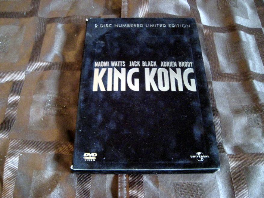 2-Disc Numbered Velvet Limited Edition (Scandinavia)