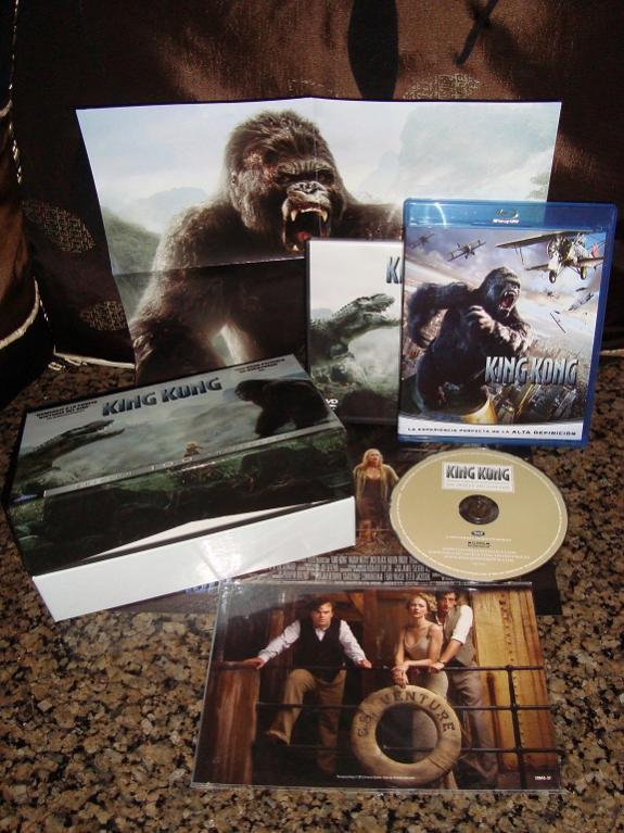 37. 100 Ann. Box Set