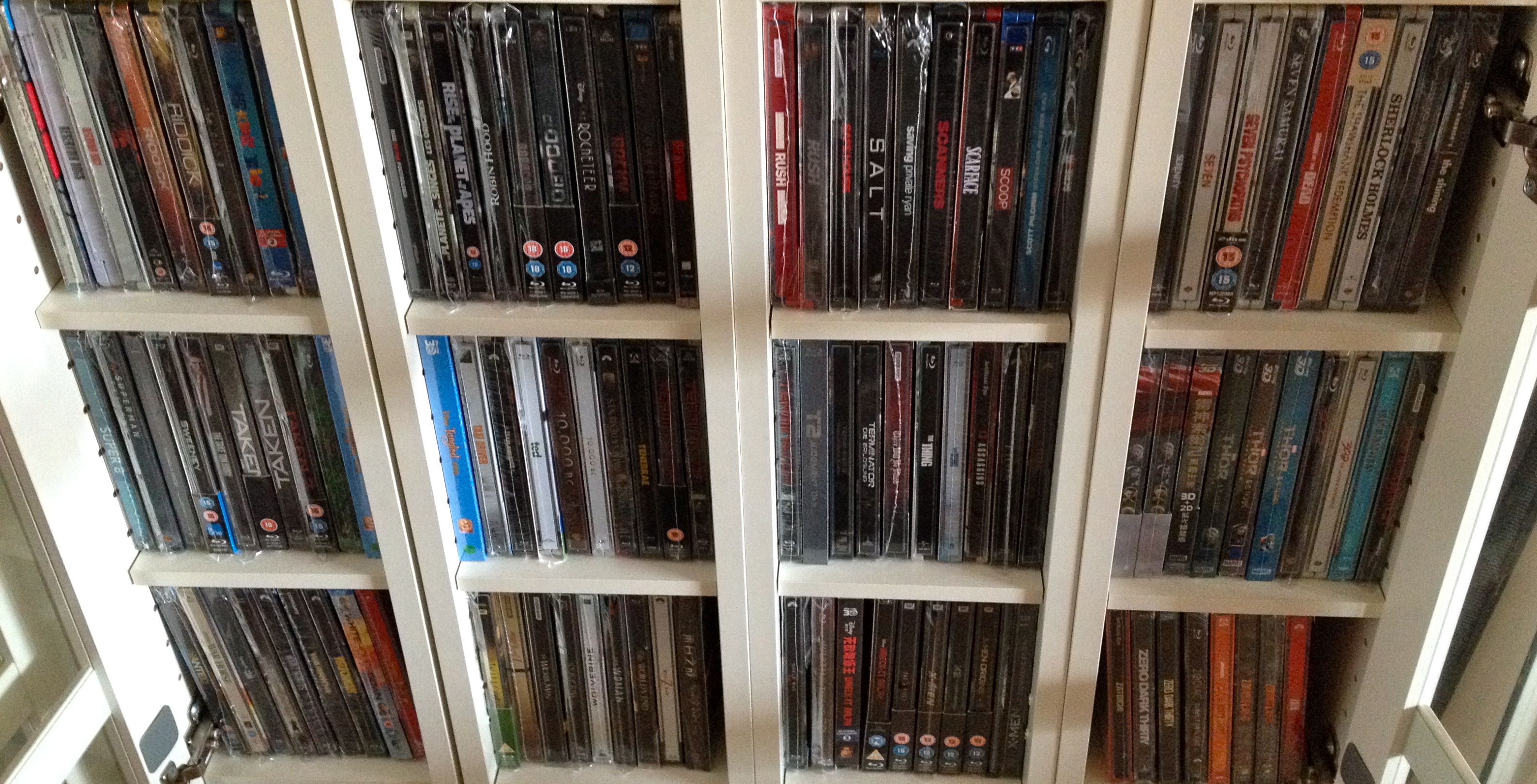 COLLECTION UP CLOSE 2