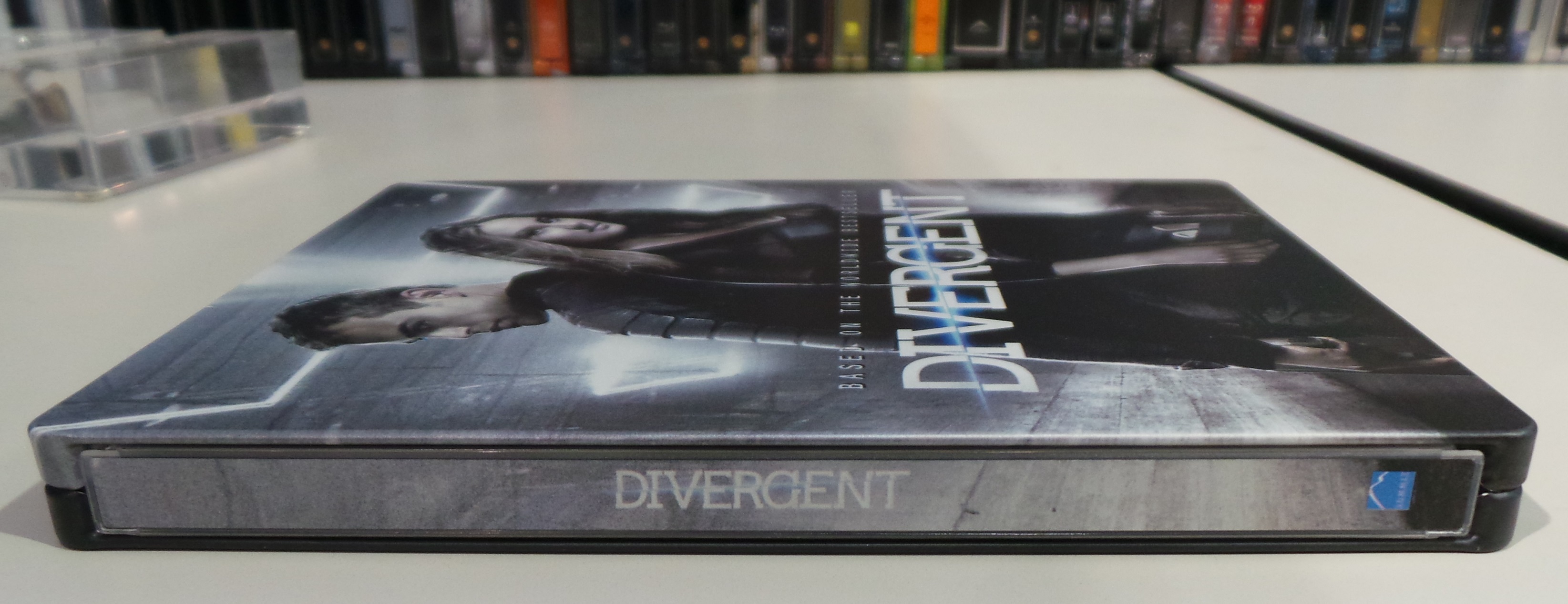 Divergent Future Shop SteelBook