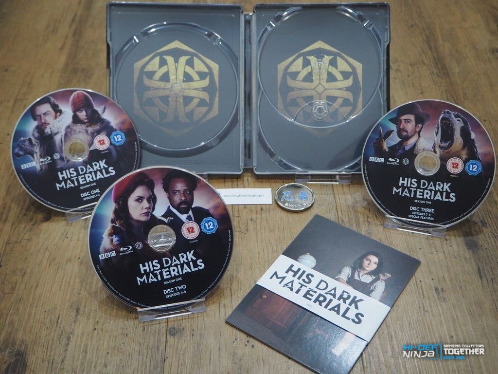 HisDarkMaterials_zavvi_inside_art.jpg