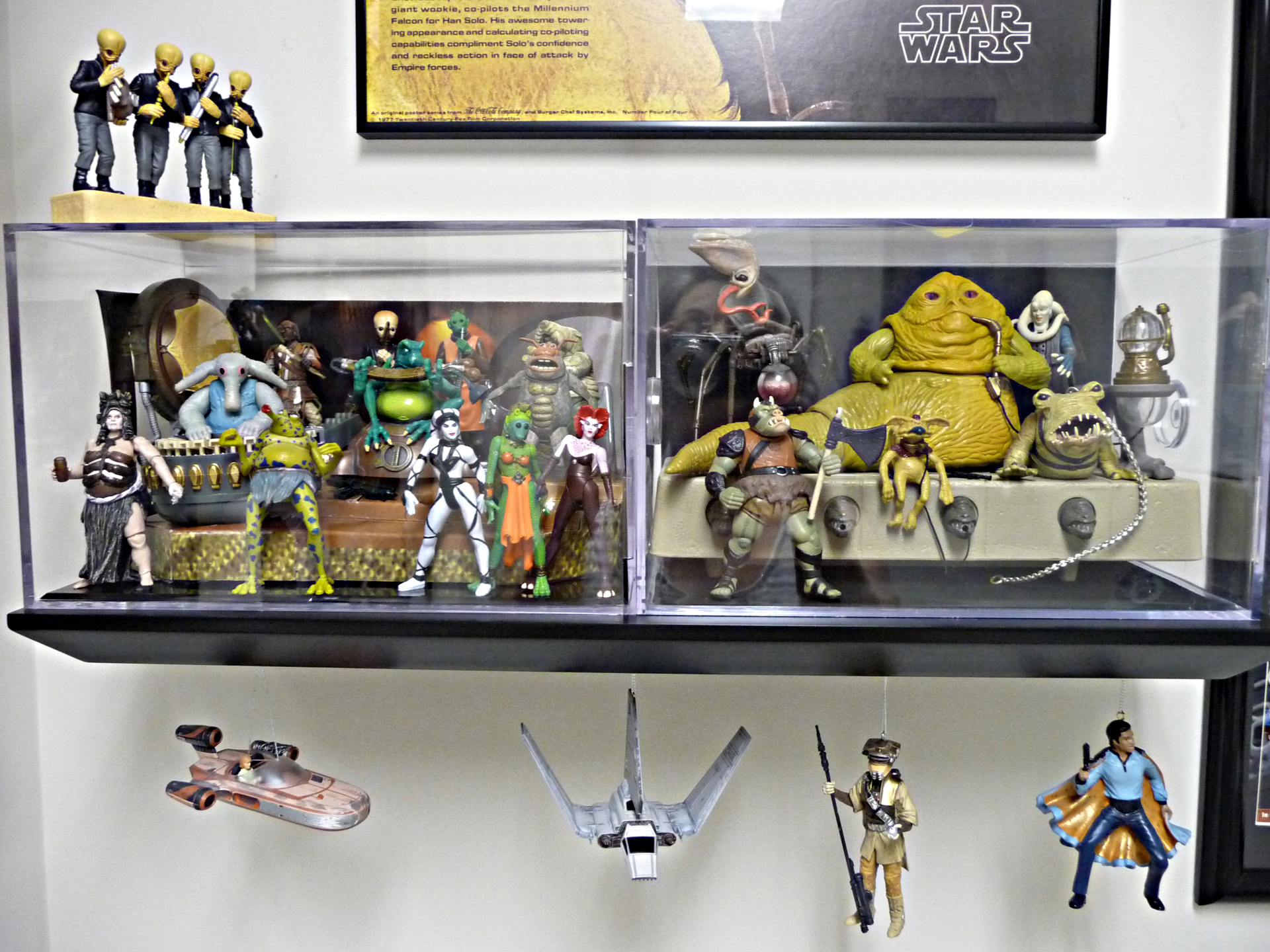 Jabba the Hut & Entourage!