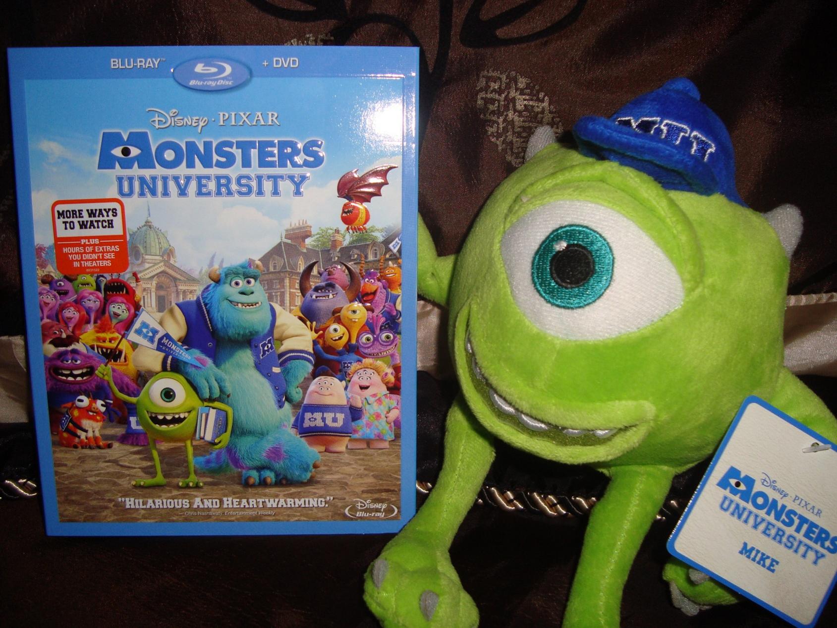 MU Blu with Best Buy Exclusive Plush