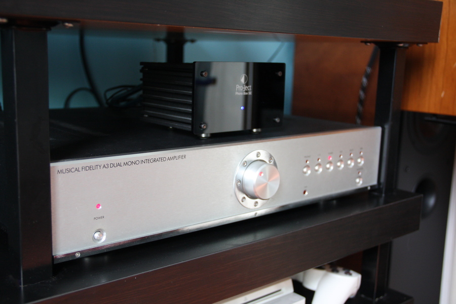Musical Fidelity A3 + Pro-Ject Phono Box SE