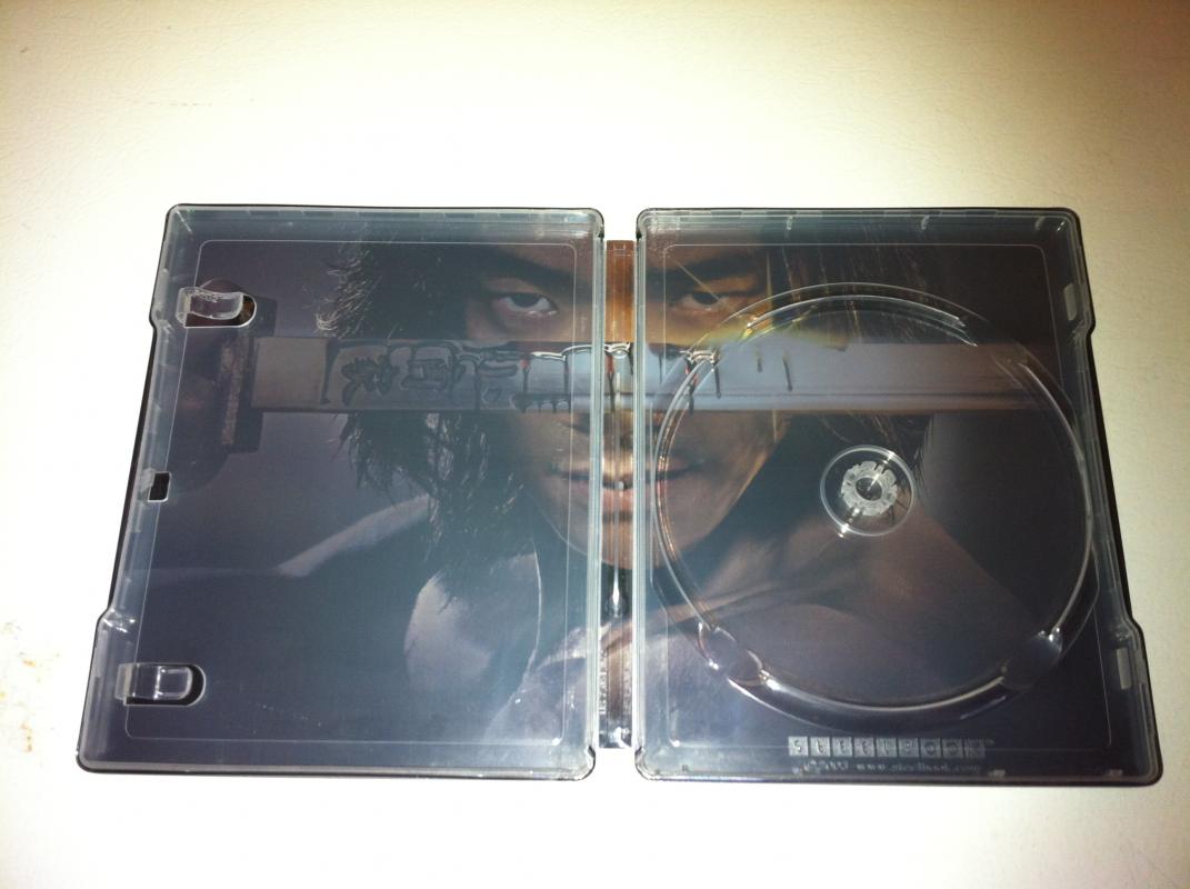 NA inside artwork