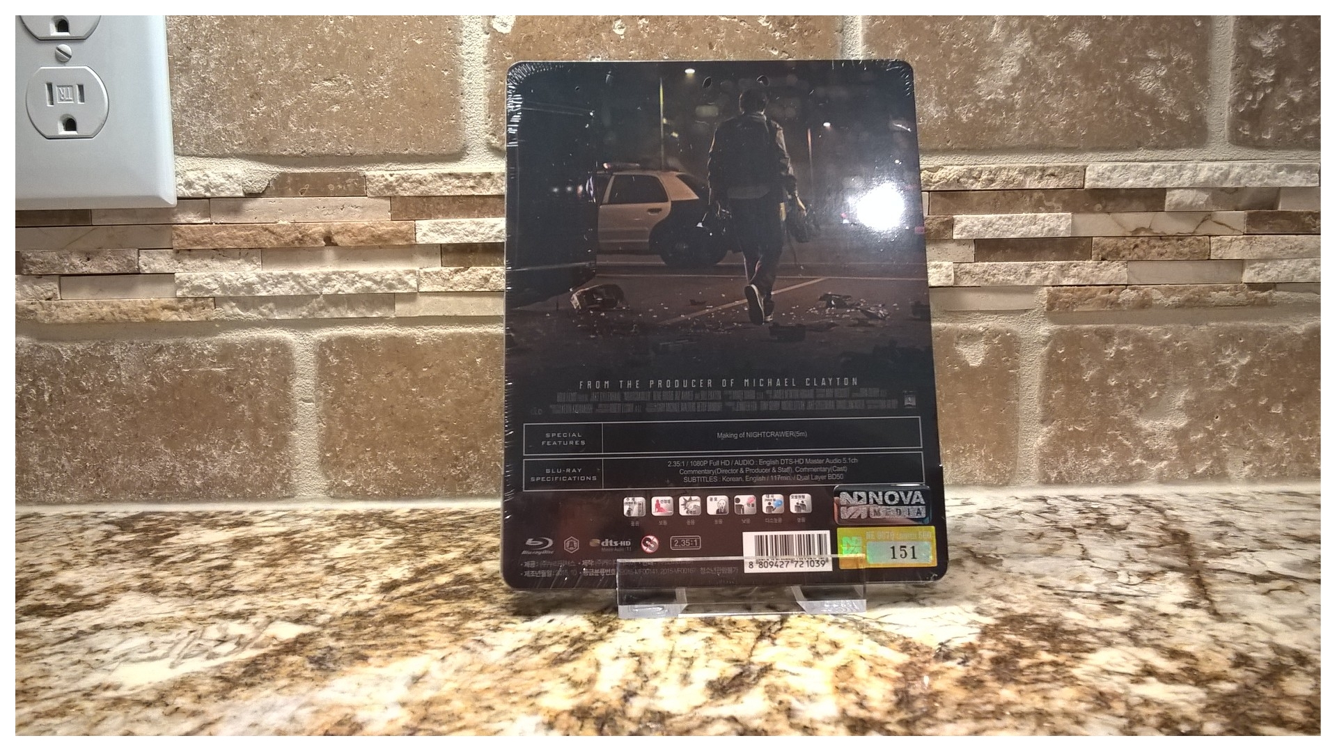 Nightcrawler 1/4 Slip Back