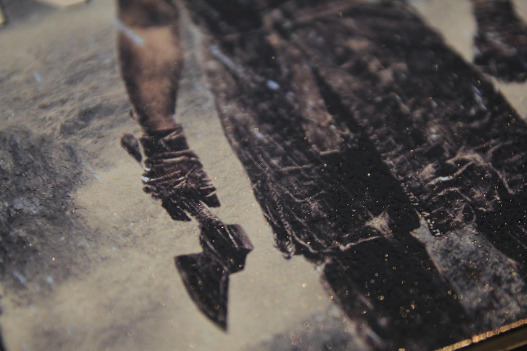 Noah Raindrop Steelbook Close-up 1