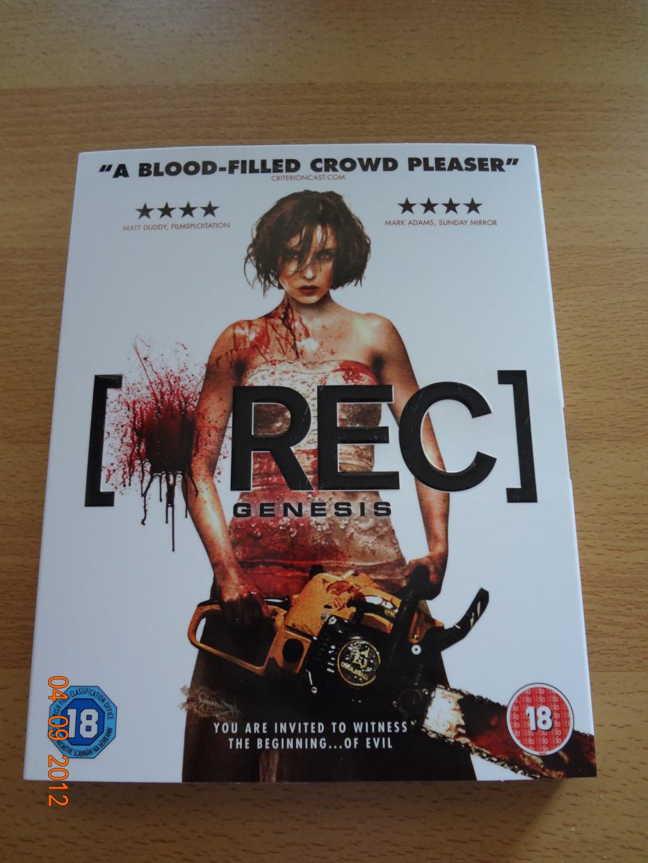 [Rec] 3 Genesis UK Embossed Slipcover