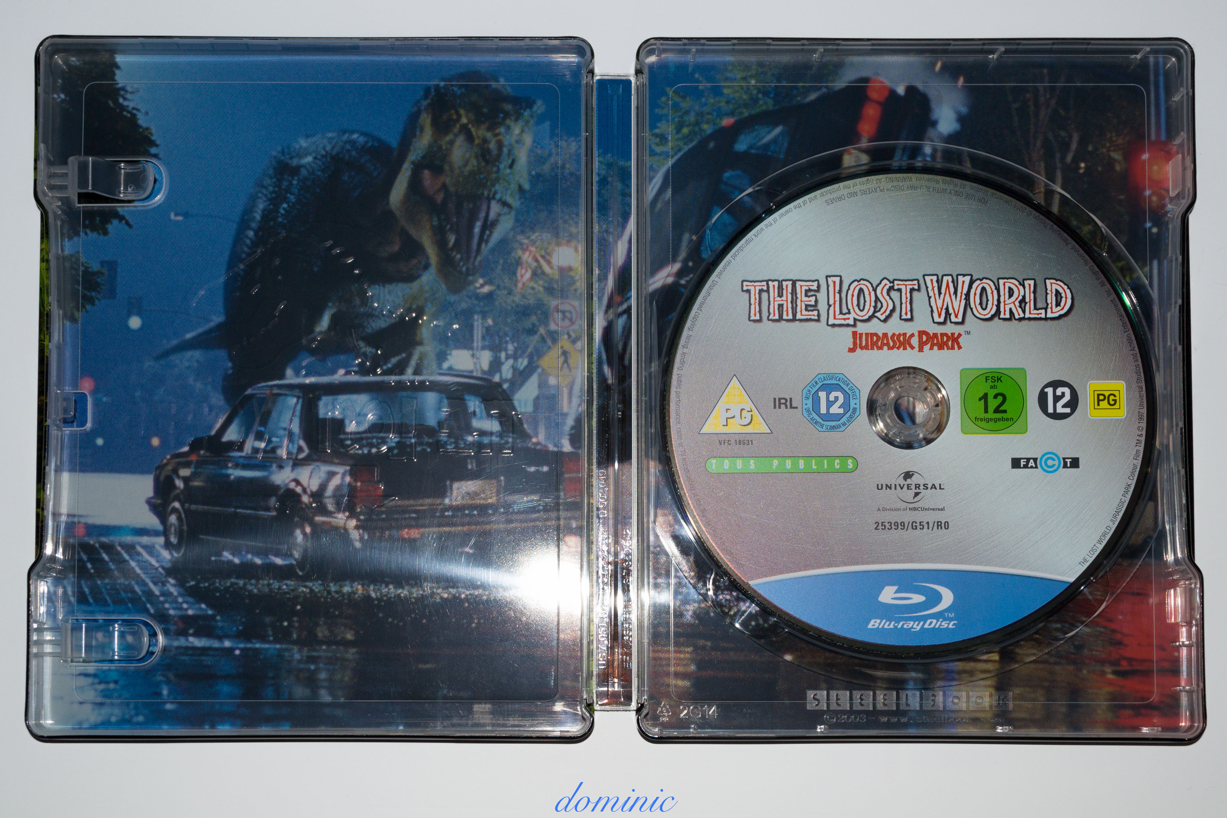 The Lost World Jurassic Park - Inside with disc.jpg