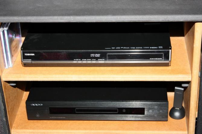 Toshiba HEP-35 HD DVD player
Oppo BDP93 region free Blu-ray player