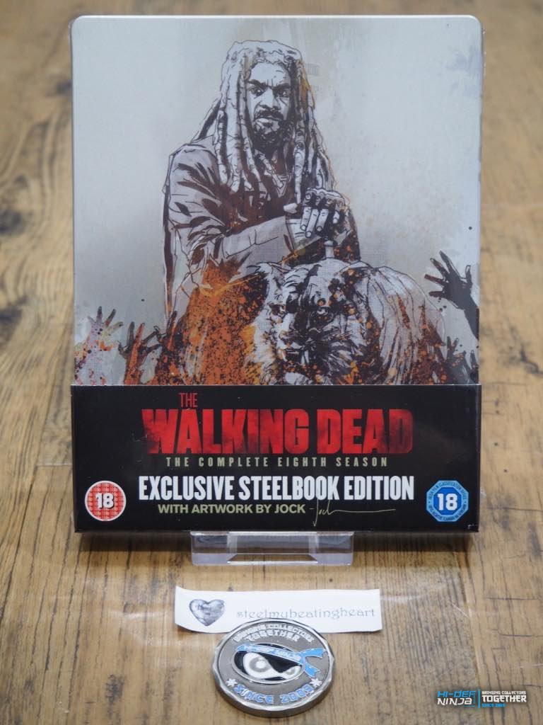 WalkingDead8_zavvi_wrappedfront.jpg