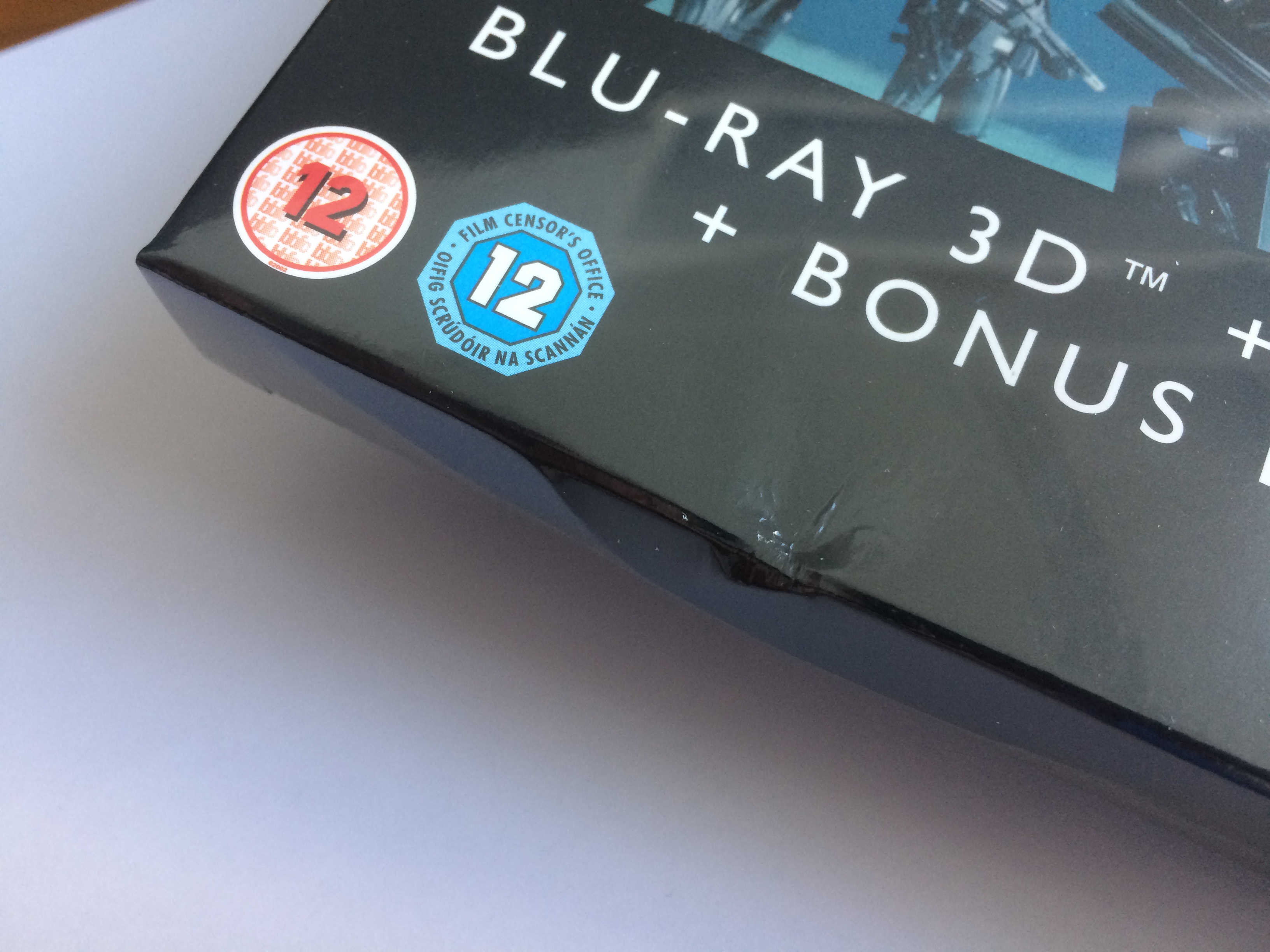 Zavvi_Rogue One_damage01