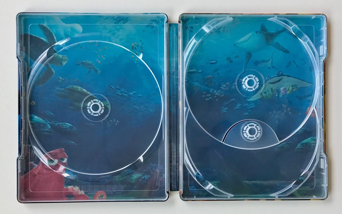Dory-Steelbook-2.jpg