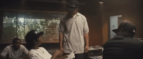 xT4uQBzXW42I8dn0EU.gif
