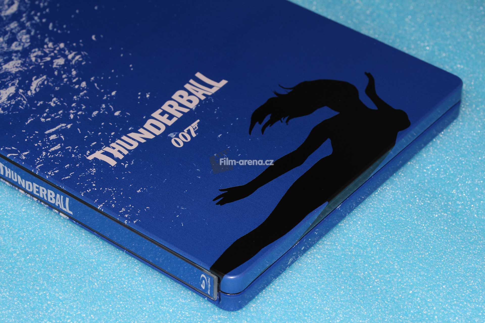 1965_thunderball_08.jpg