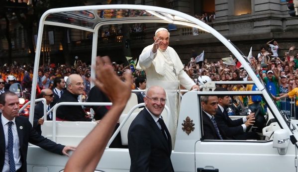Pope-Mobile.jpg