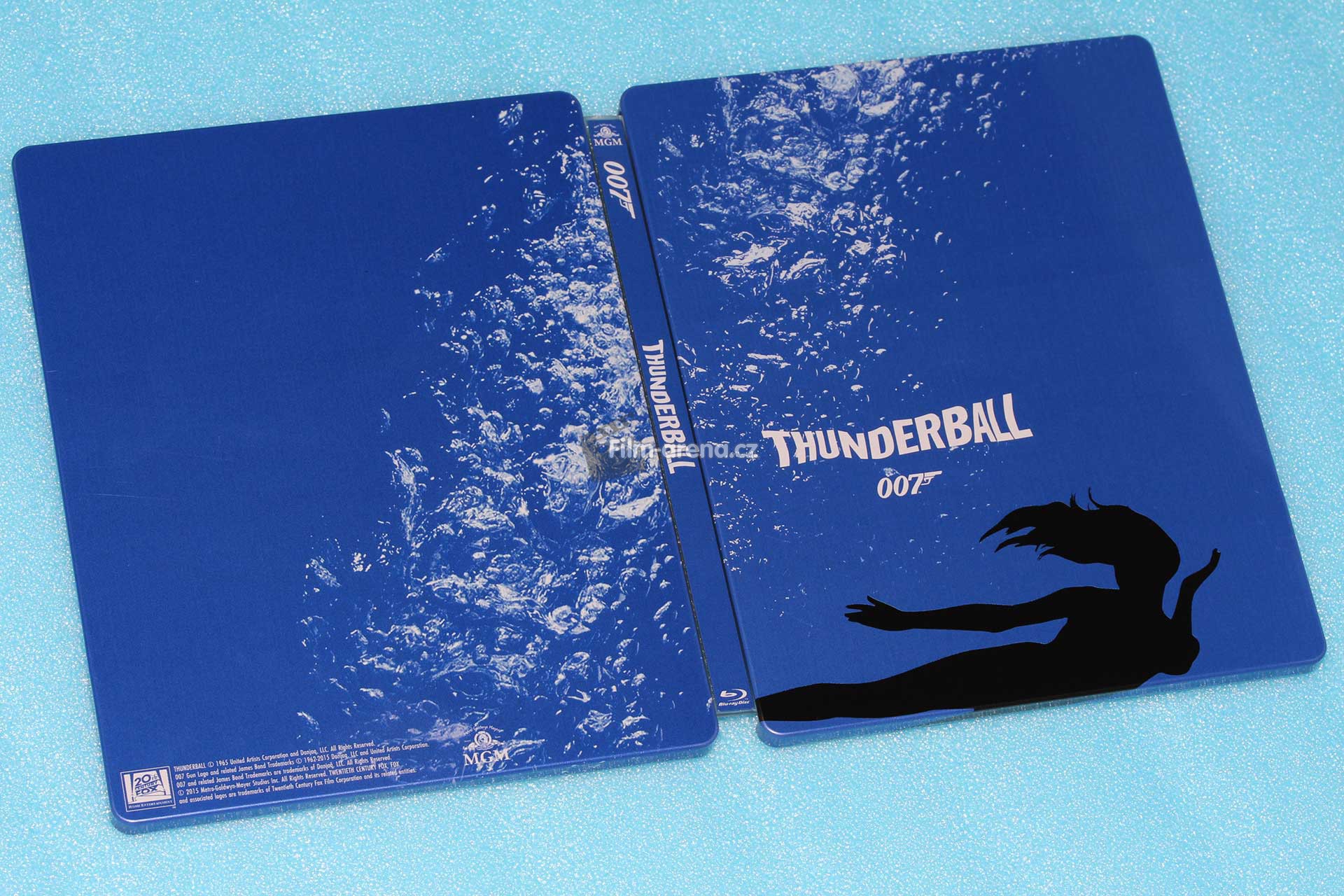 1965_thunderball_03.jpg