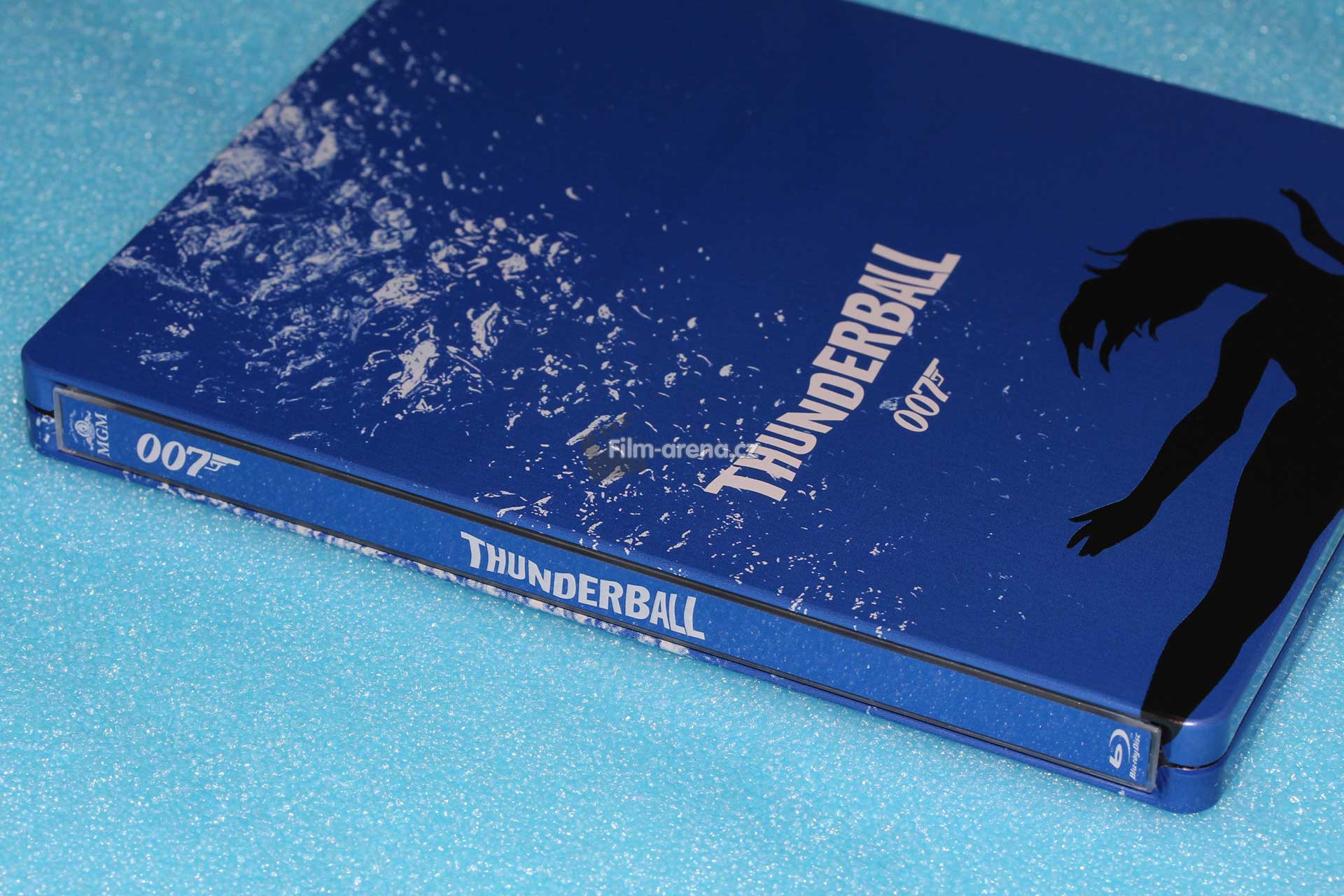 1965_thunderball_10.jpg