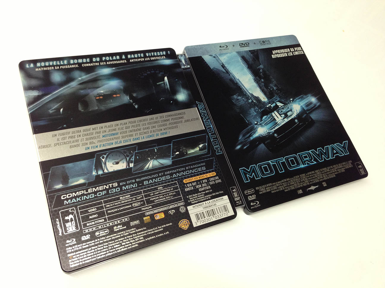 motoway-steelbook-10.jpg
