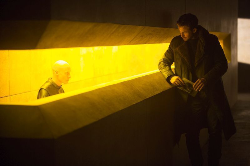 blade-runner-2049-movie-photo024-1506446337896_1024w.jpg