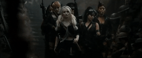 l3E6Cr8ZzLUKazES4.gif